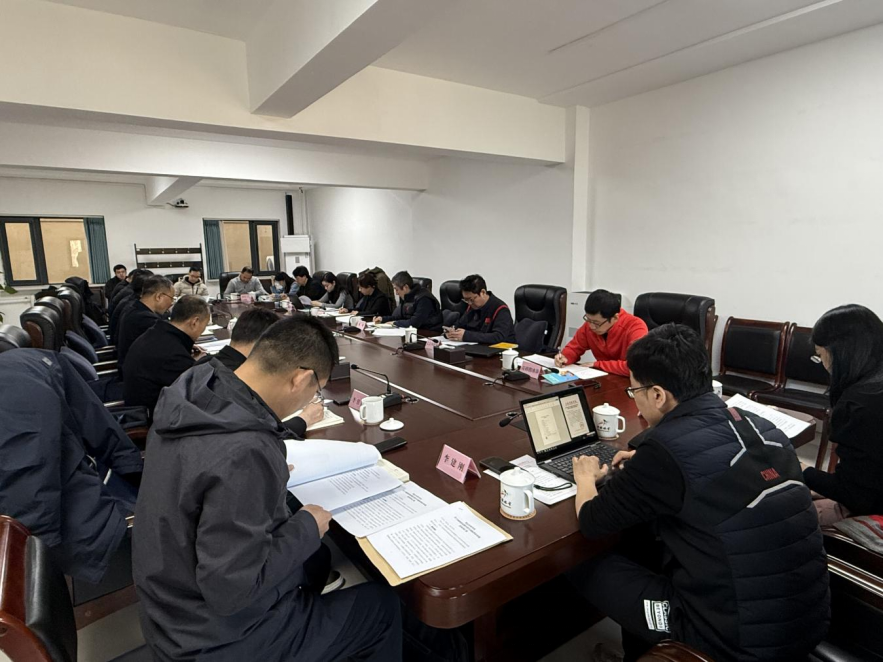 ���߹�
���崦һ�и����������ֶܾ��������ܰ�Խ����³а칤��