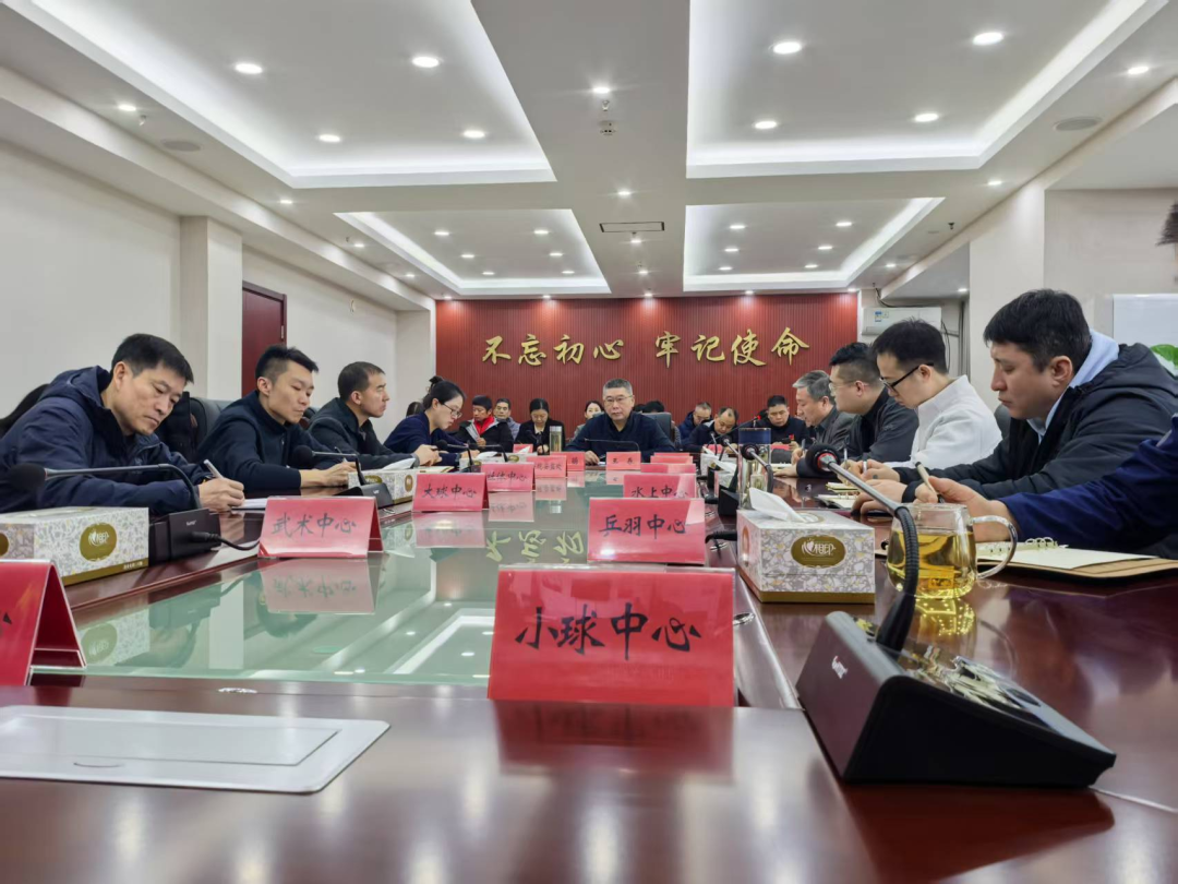 <b>���߹�
�ٿ���ʮ���ȫ�˻�Ⱥ�����»�������ͺͰ�ȫ���������</b>