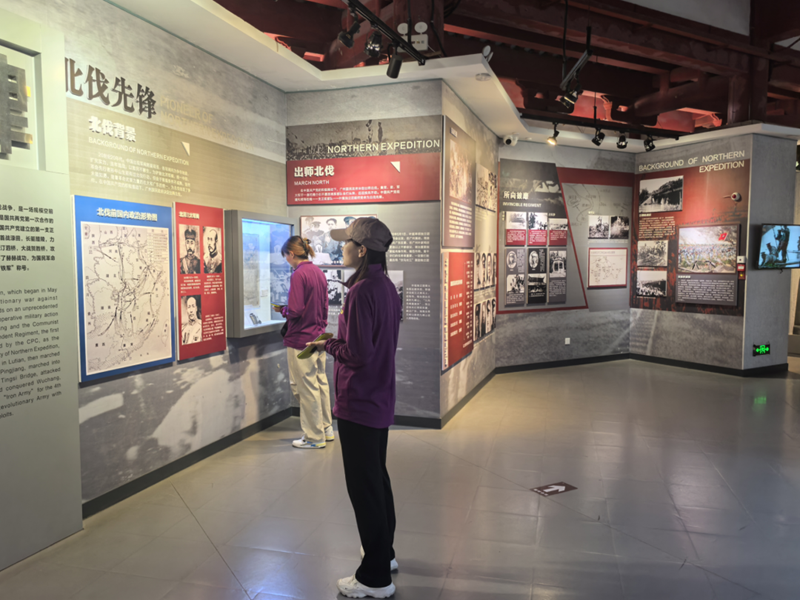 �ӱ��ﾶ�Ӹ����쿪չ��ɫ����