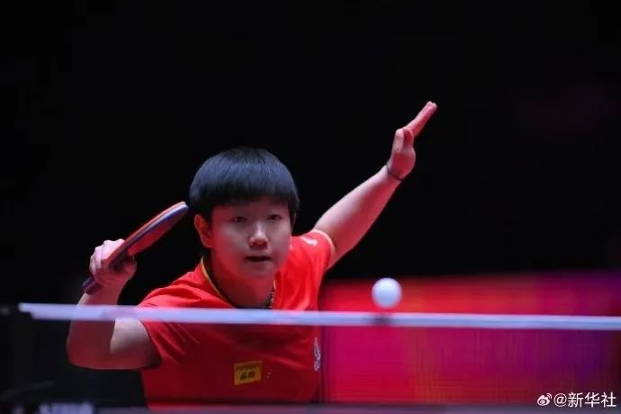 ��ӱɯ�ɹ��������ƹ��Ů�����籭�ھ�