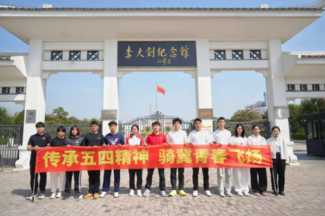 ���г������˶��Ӹ�����ȼ���ݿ�չ��ѧ�