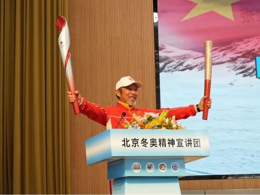 �������¾����������߽��żҿ�У԰